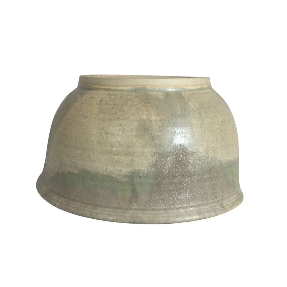 Artisan Made Pottery Mixing Bowl With Pour Spout Large 11W X 6D Signed